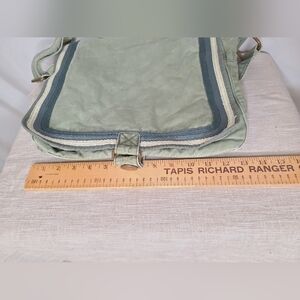 GAP Vintage Messenger Bag in Olive , Army green